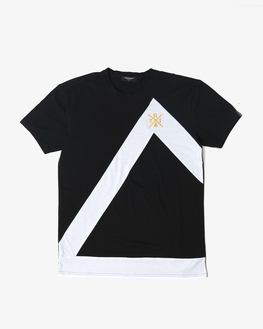 BLACK / WHITE Triangulo Across Tshirt